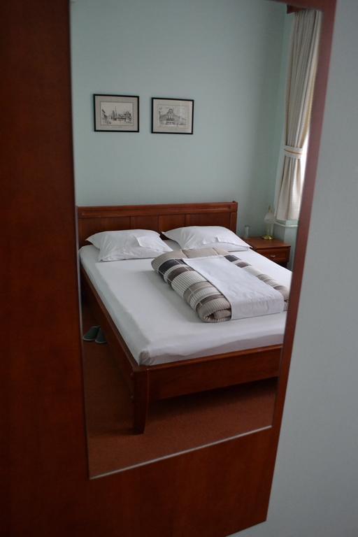 Ada Hotel Saraievo Quarto foto